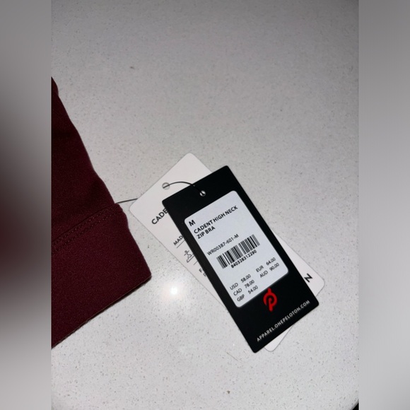 Peloton Cadent High Neck Zip Bra - Picture 7 of 13